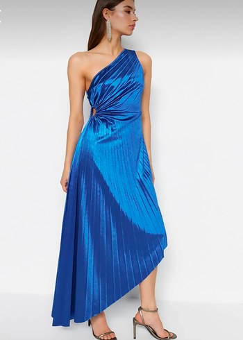 Saks asimetrik Pilise detaylı Saten şık abiye gece elbisesi - Görsel 3