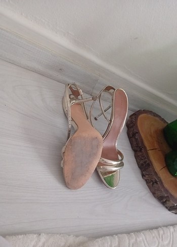 36 Beden Altın Renkli Stiletto Topuklu Kadın Abiye Ayakkabı