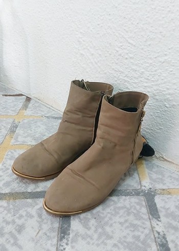 Bej Süet Kadın Dolgu Topuklu Bot - Görsel 2