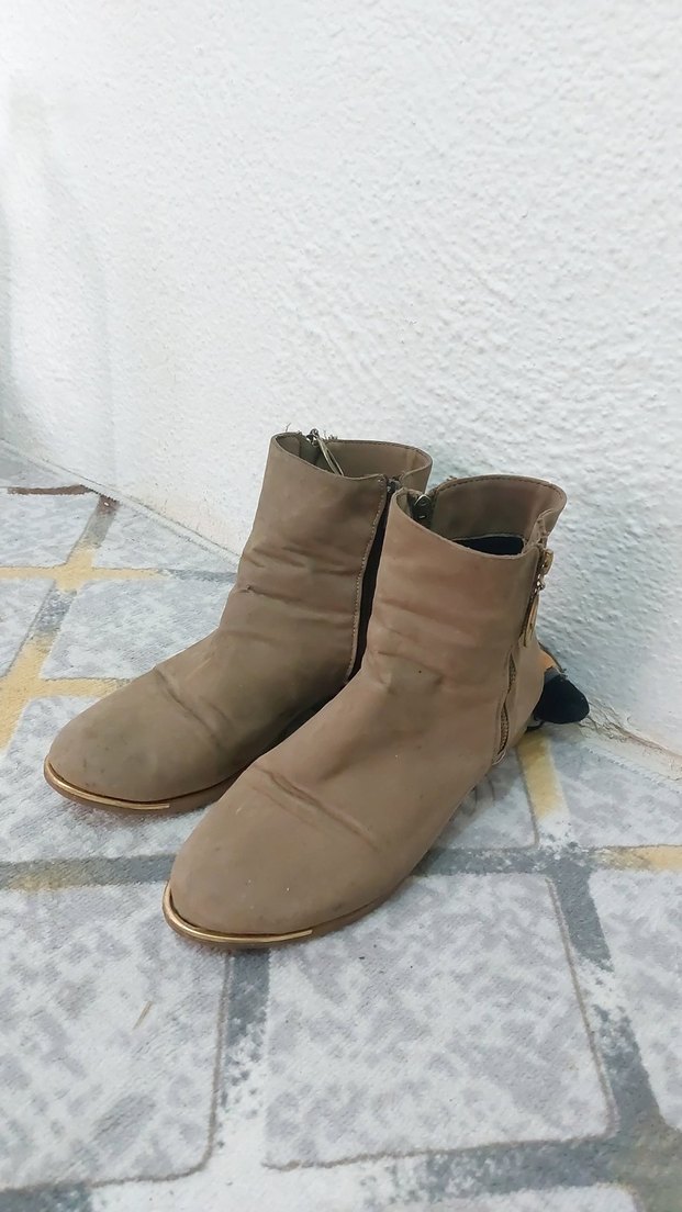 Bej Süet Kadın Dolgu Topuklu Bot - Görsel 2