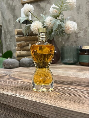 Jean Paul Gaultier Jean Paul Gaultier Classique Essence De EDP 50 ml Kadın Parfüm