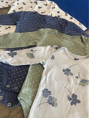 9 Ay Beden Carters Bebek body
