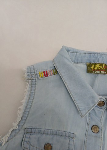 Kız Çocuk Mavi Denim Düğmeli Yelek - Görsel 4