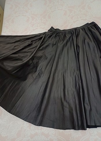 Siyah Piliseli Midi Kadın Etek - Görsel 2