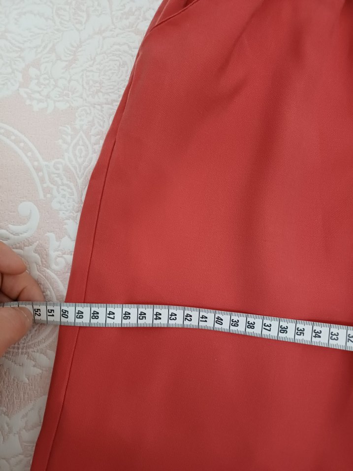 Düğmeli Kırmızı Rahat Kesim Kadın Kumaş Pantolon - Görsel 3