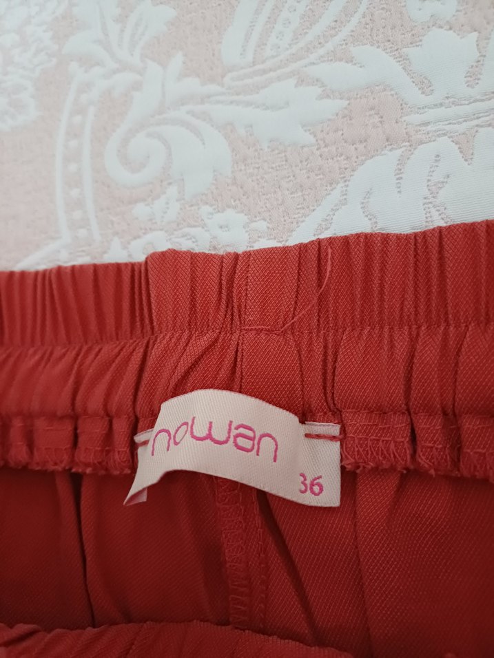 Düğmeli Kırmızı Rahat Kesim Kadın Kumaş Pantolon - Görsel 4