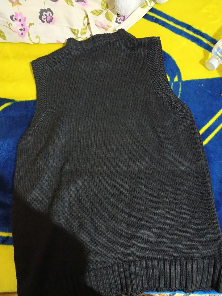 Siyah Triko Kolsuz Kadın Süveter - Görsel 2