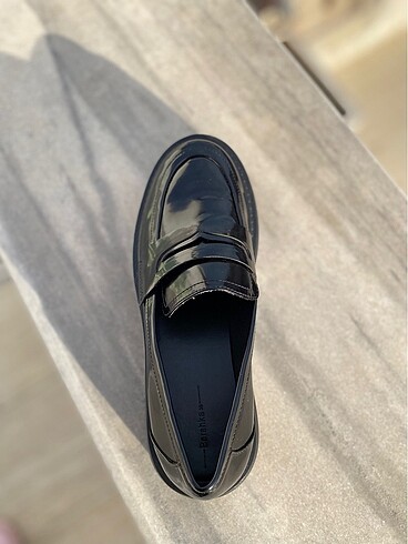 39 Beden siyah Renk Bershka Tırtıklı Tabanlı ve Bantlı Makosen (Loafer)