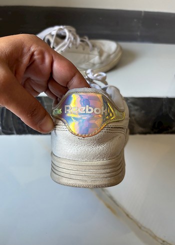 Reebok Beyaz Kadın Spor Ayakkabı Velcro Detaylı
