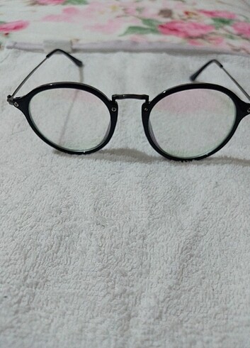 Erkek çocuk gözlüğü - Görsel 2