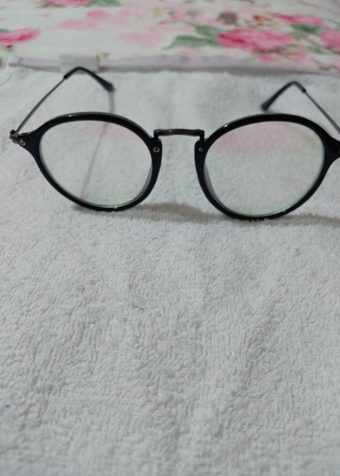 Erkek çocuk gözlüğü - Görsel 2