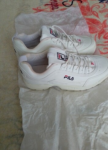 Fila Çok güzel kaliteli markalar Spor ayakkabı modelli