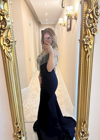 Boncuk İşlemeli V Yaka Siyah Uzun Abiye - Görsel 3