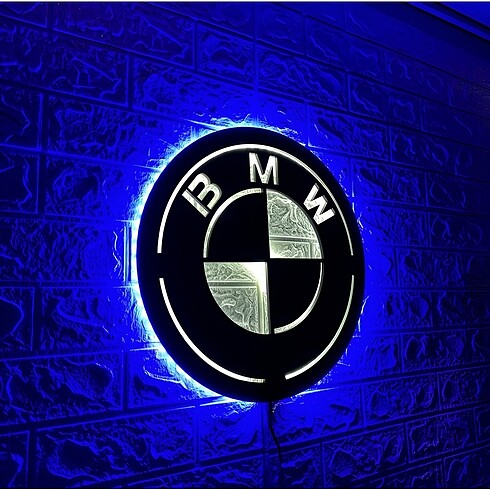 BMW Led ışıklı dekoratif ahşap tablo
