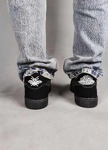 43 Beden Nike Air 1 Low Travis Scott Black Phantom