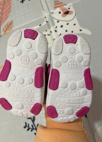 Kız Çocuk Renkli Baskılı Terlik Velcro - Görsel 2