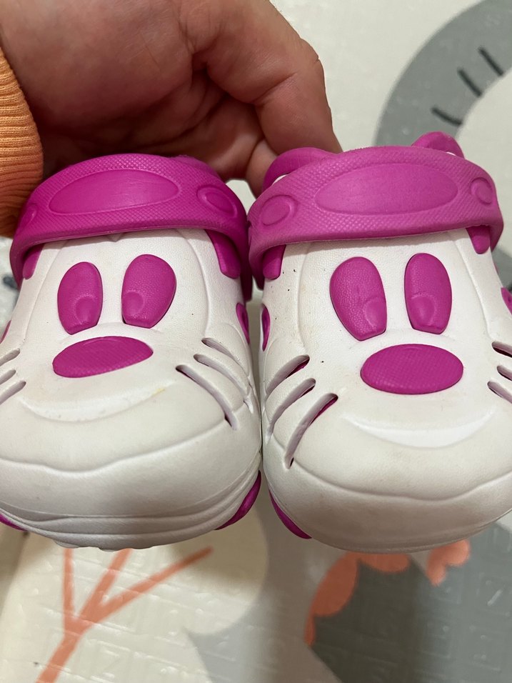 Kız Çocuk Renkli Baskılı Terlik Velcro - Görsel 3