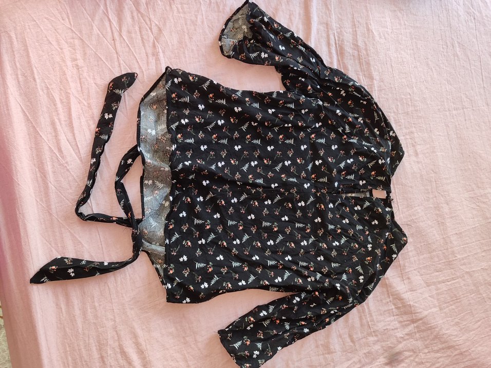 Siyah Desenli V Yaka Hamile Bluzu - Görsel 2