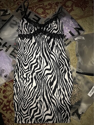 Sheinside Zebra Desenli mini Elbise