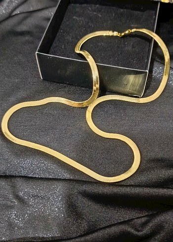 Beden xuping 14k Altın Renkli Uzun Zincirli Kadın Kolye