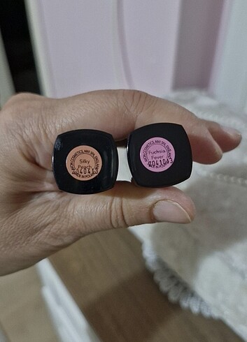 Avon İkili ruj
