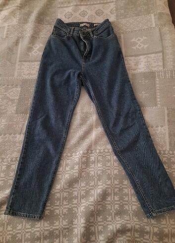 Lcw Jean slim mom 