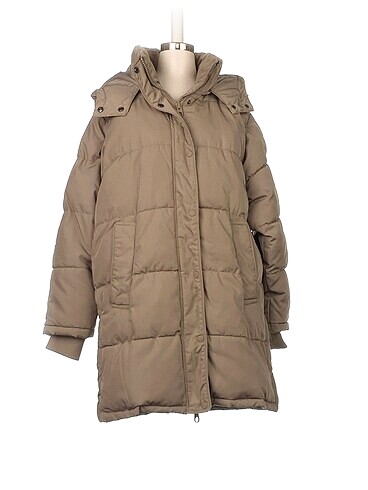 Pull and Bear Mont %70 İndirimli.