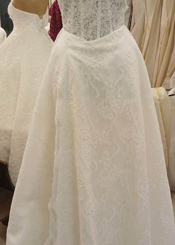 Askısız Beyaz A-Line Dantel Gelinlik - Görsel 3