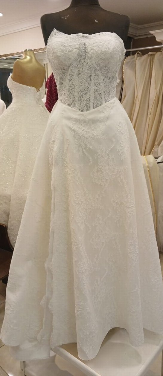 Askısız Beyaz A-Line Dantel Gelinlik - Görsel 3