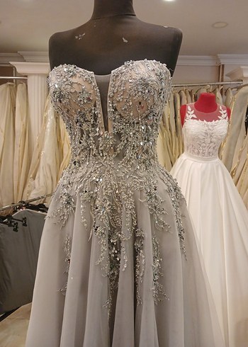 Boncuk İşlemeli Straplez Uzun Abiye Elbise - Görsel 4