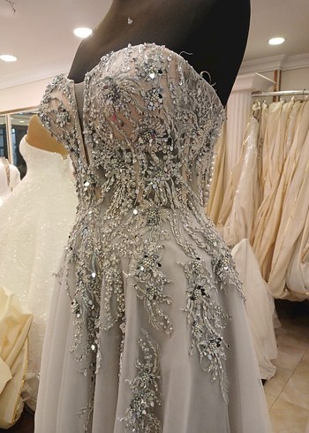 Boncuk İşlemeli Straplez Uzun Abiye Elbise - Görsel 5