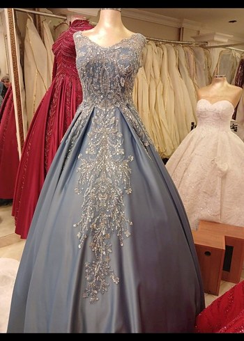 Gri Nakışlı Uzun V Yaka Abiye Elbise - Görsel 2