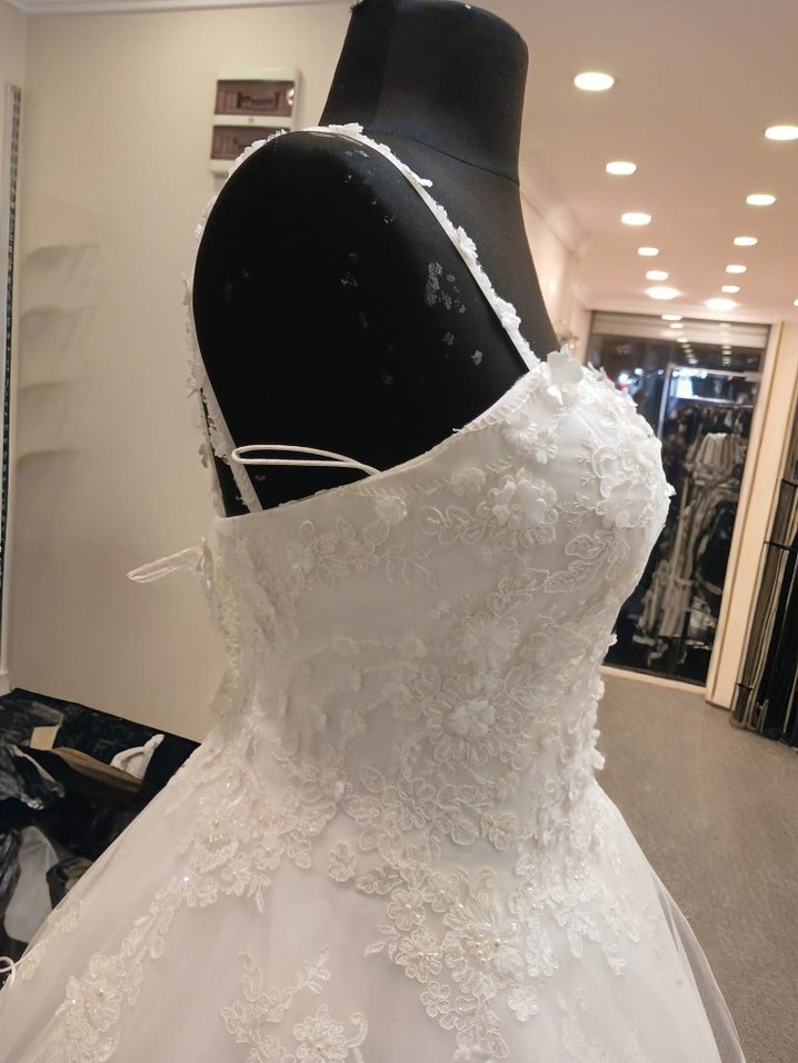 Askılı Beyaz Vintage A Kesim Gelinlik - Görsel 4