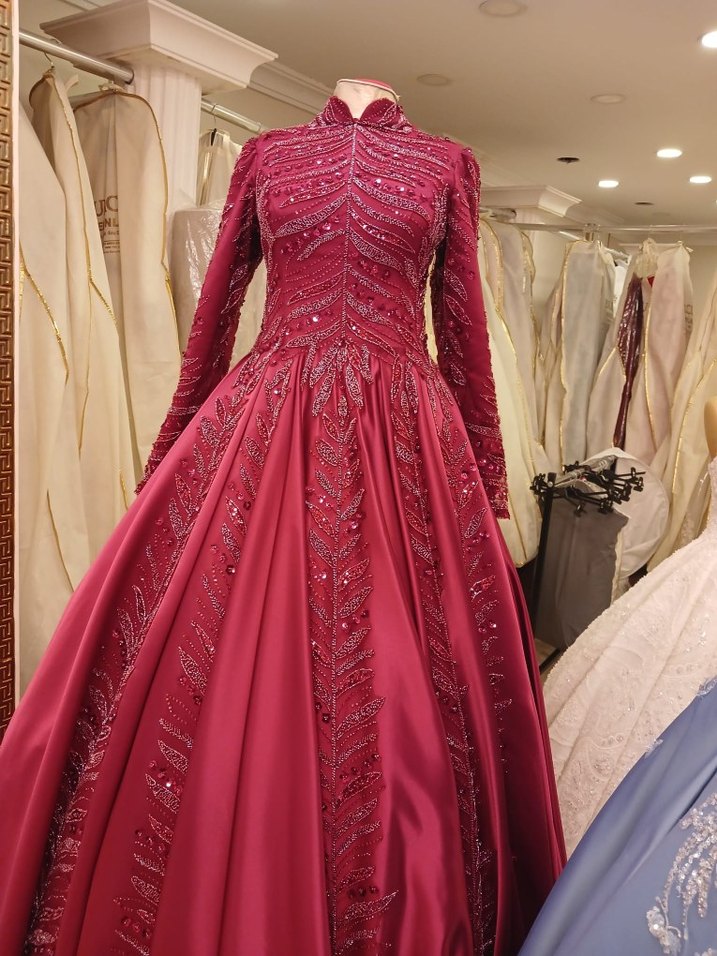 İnci İşlemeli Bordo Uzun Kollu Abiye Elbise - Görsel 2