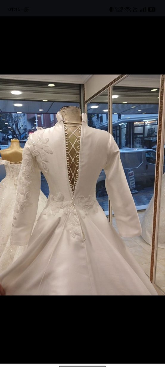 Uzun Kollu Prenses Gelinlik - Görsel 5