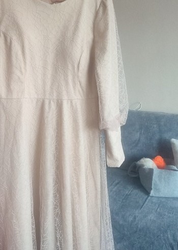 Bej Uzun V Yakalı Kadın Elbise - Görsel 3