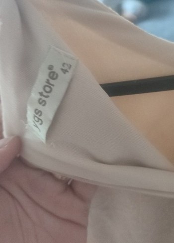 Bej Uzun V Yakalı Kadın Elbise - Görsel 2