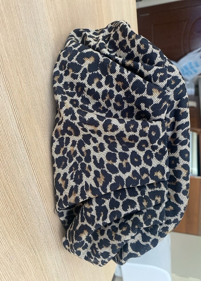 Leopar desenli gizli burslu çanta - Görsel 2