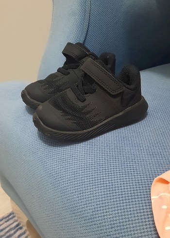 Erkek Çocuk Siyah Cırtlı Spor Ayakkabı - Görsel 2