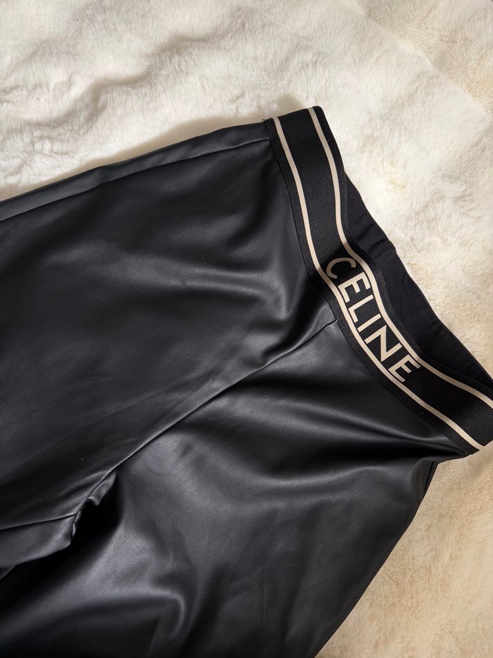 Siyah Parlak Deri Kemerli Kadın Tayt - Görsel 4