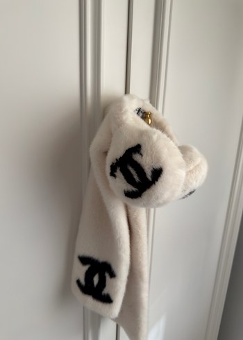 Beyaz Kürklü Kapüşonlu Kadın Midi Mont - Görsel 2