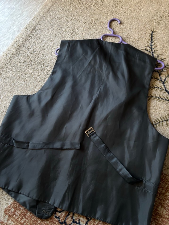 Gri Düğmeli Erkek Yelek - Görsel 3