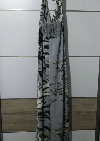 Gri Batik Desenli V Yaka Uzun Elbise - Görsel 3