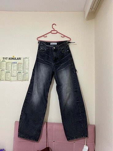 Bershka Pantolon