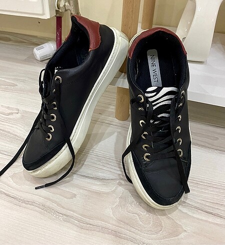 38 Beden NİNEWEST DERİ SNEAKERS