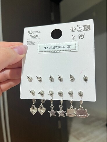 Bershka Bershka Hello Kitty Küpe Seti
