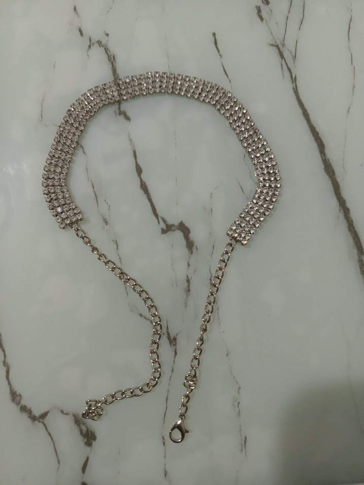 Zincir Detaylı Uzun Kadın Kolye Boyunluk - Görsel 2