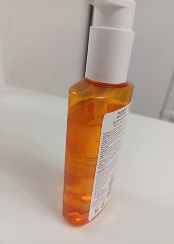 Neutrogena Sivilce Karşıtı Yüz Temizleyici - Görsel 2