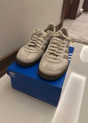 Adidas Spezial Bej