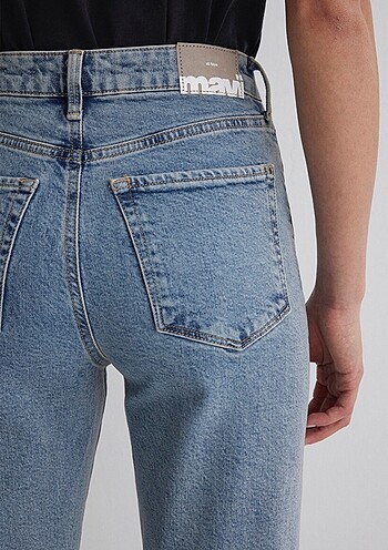 Mom jeans